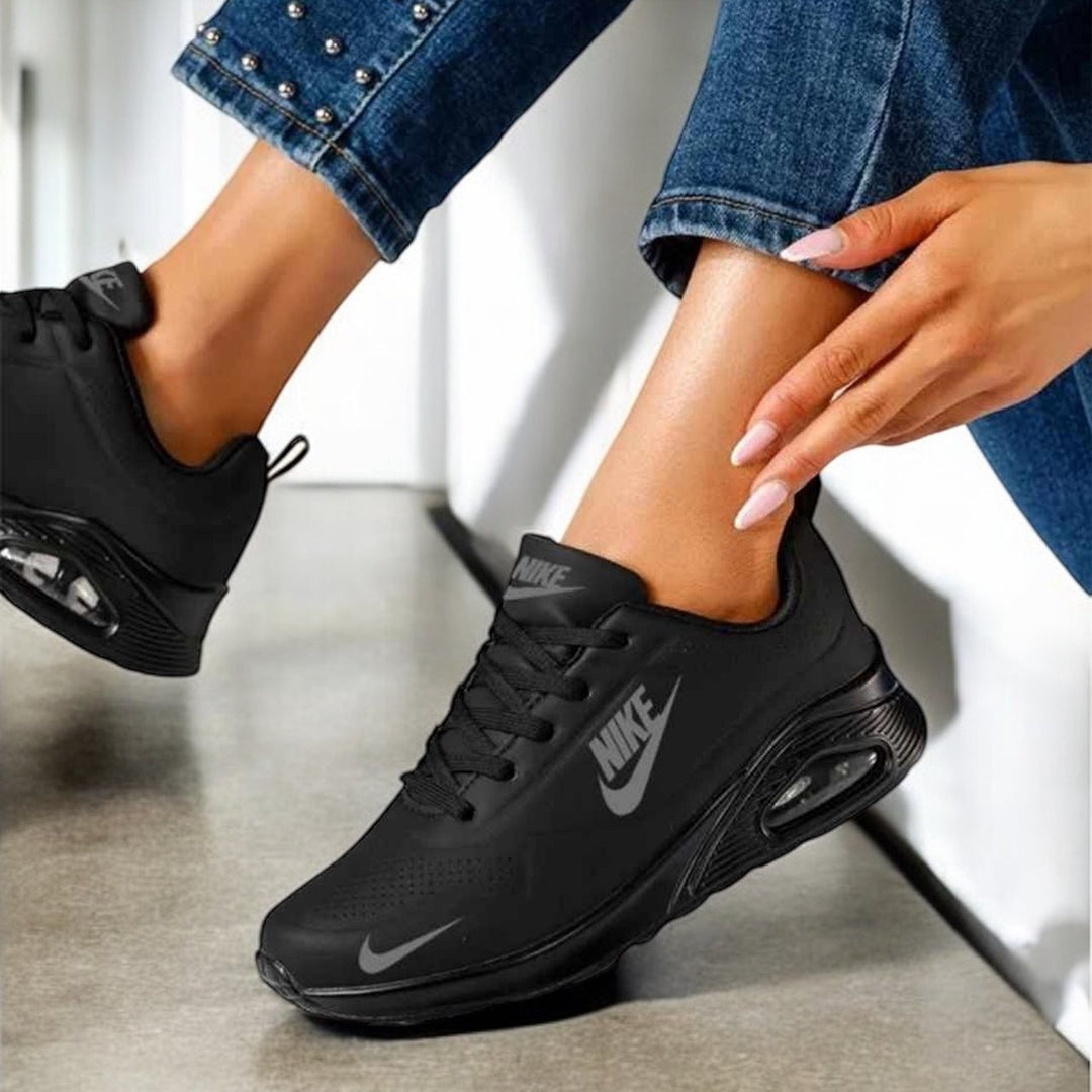 NK AirPulse™ Sneakers